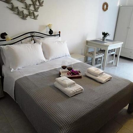 Castelopetra Aparthotel Katapola Bagian luar foto