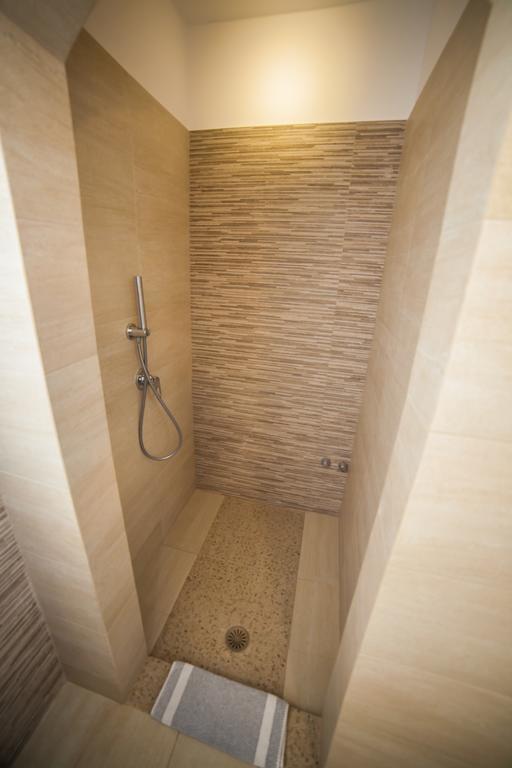 Castelopetra Aparthotel Katapola Bagian luar foto