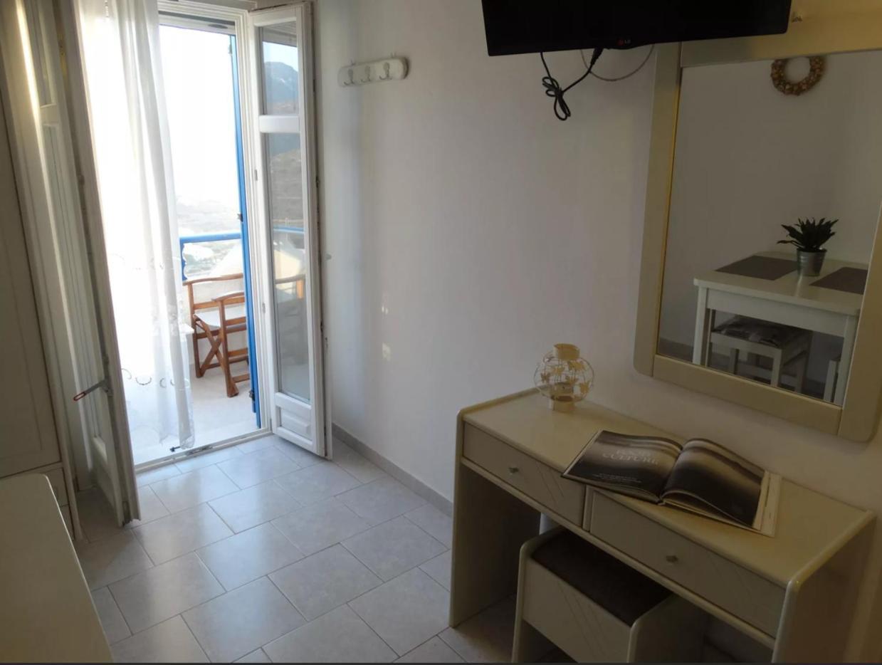 Castelopetra Aparthotel Katapola Bagian luar foto