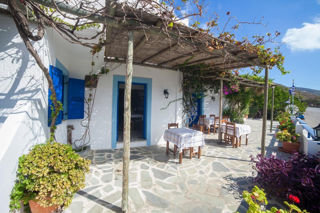 Castelopetra Aparthotel Katapola Bagian luar foto
