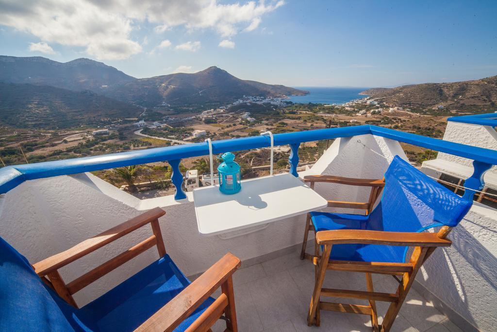 Castelopetra Aparthotel Katapola Bagian luar foto