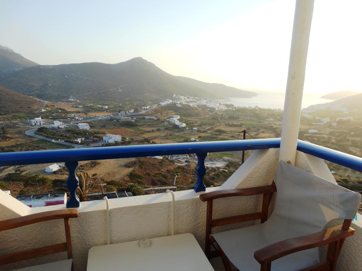 Castelopetra Aparthotel Katapola Bagian luar foto