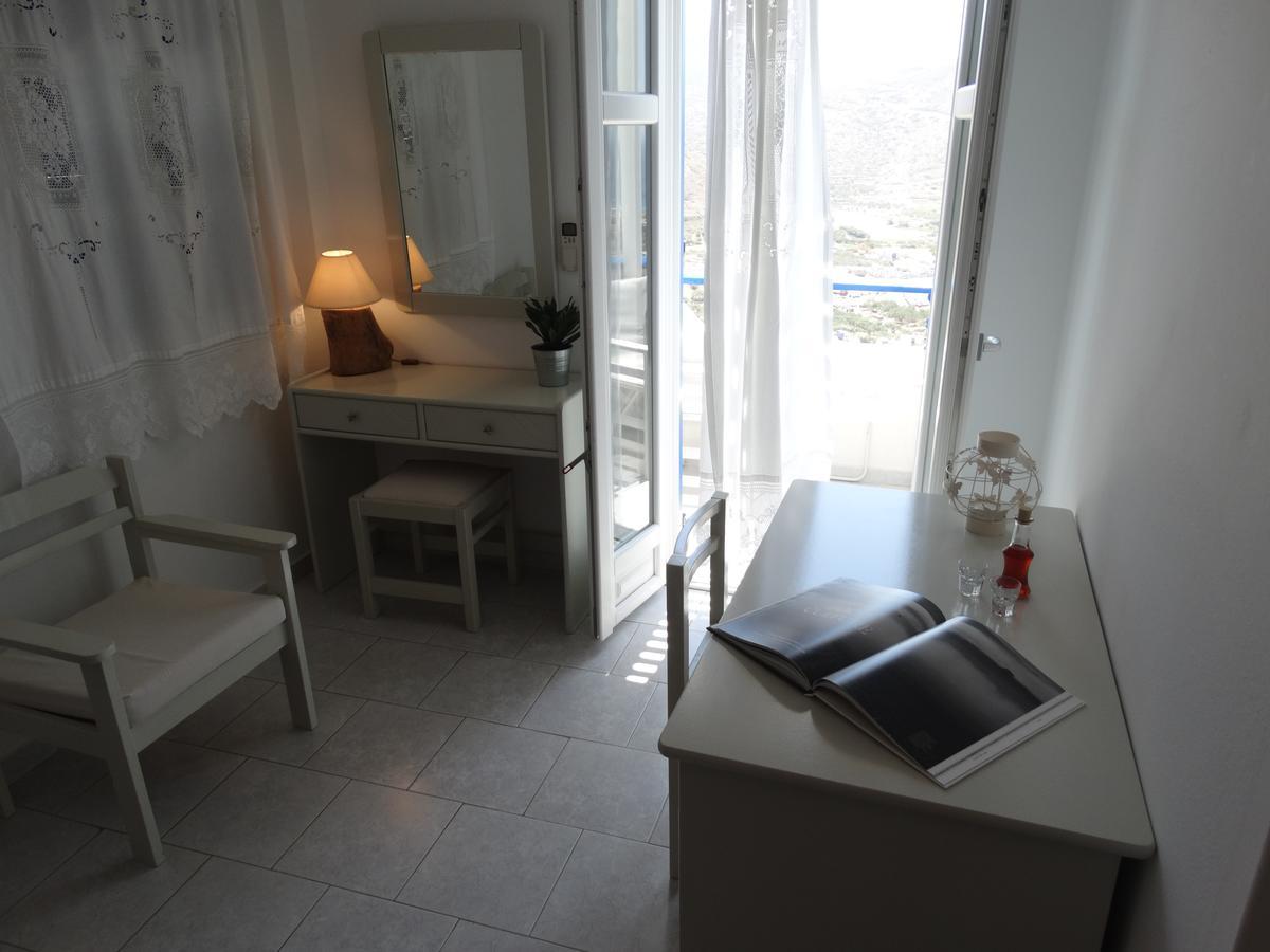 Castelopetra Aparthotel Katapola Bagian luar foto