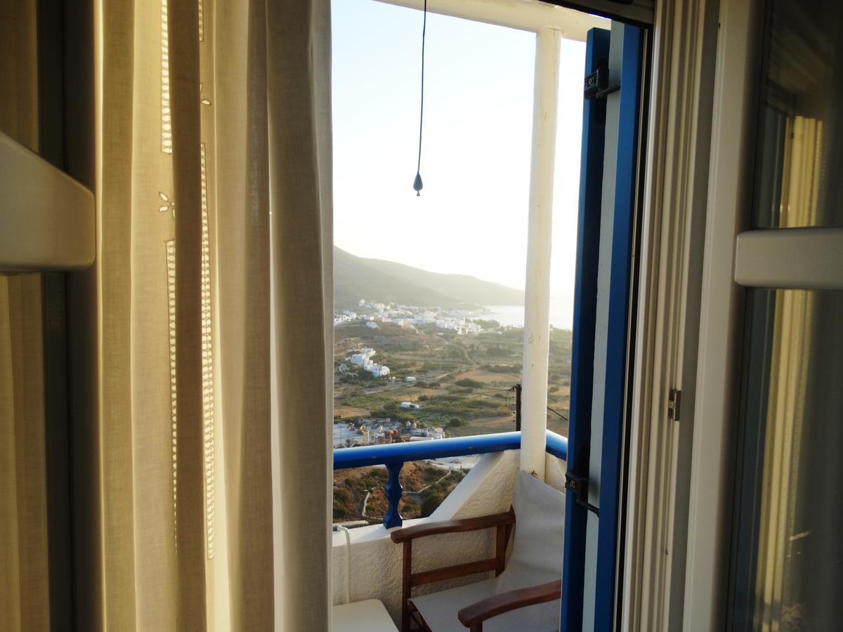 Castelopetra Aparthotel Katapola Bagian luar foto