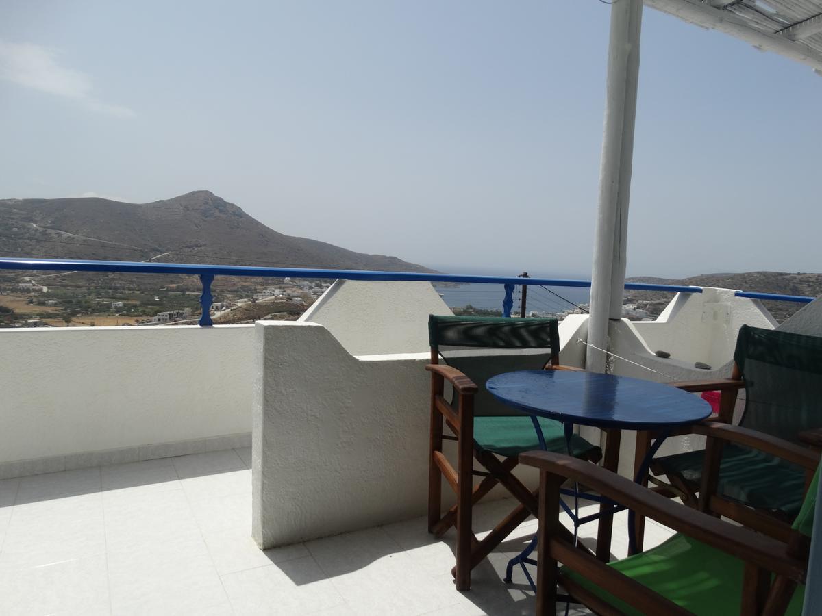 Castelopetra Aparthotel Katapola Bagian luar foto