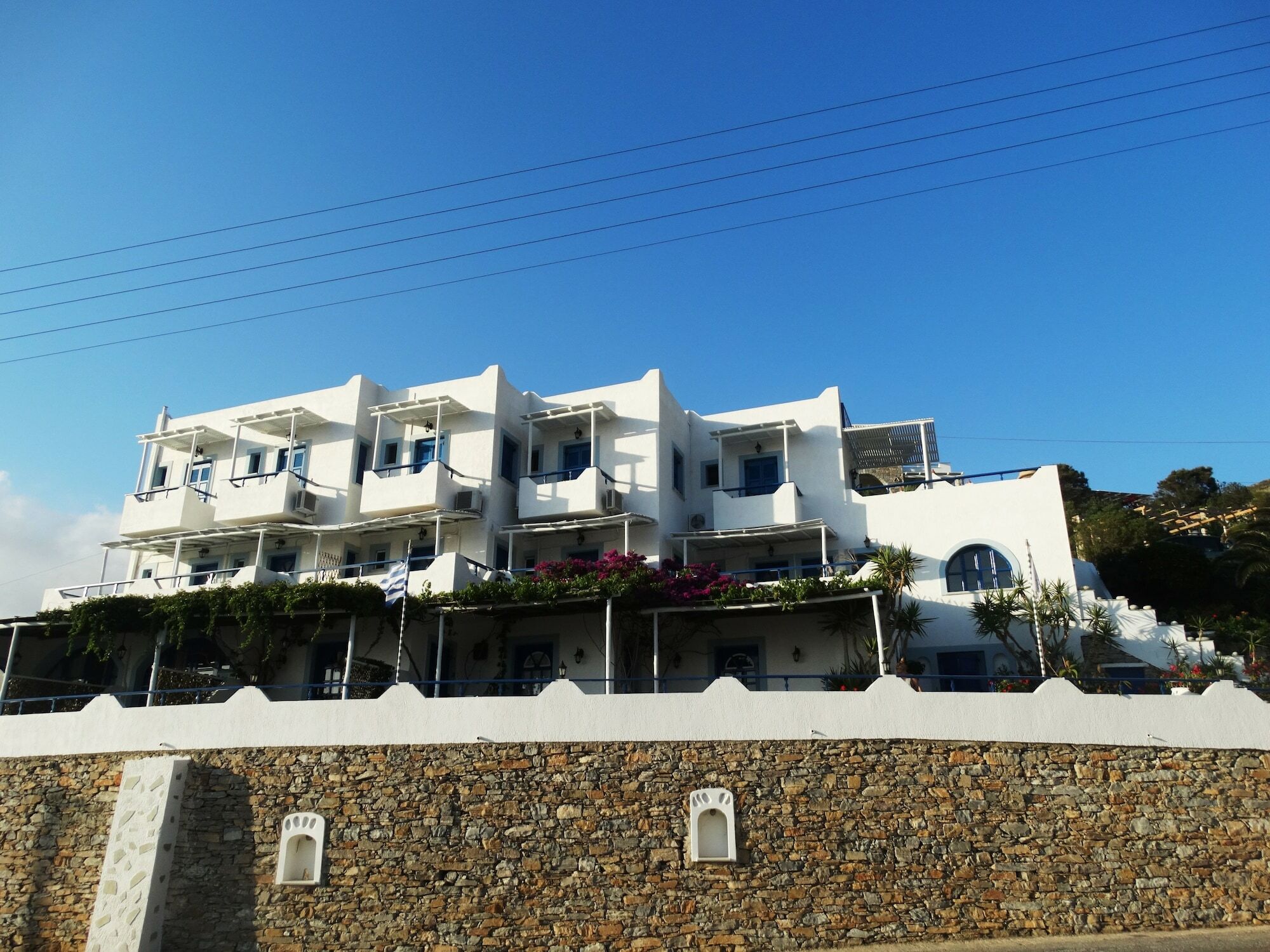 Castelopetra Aparthotel Katapola Bagian luar foto